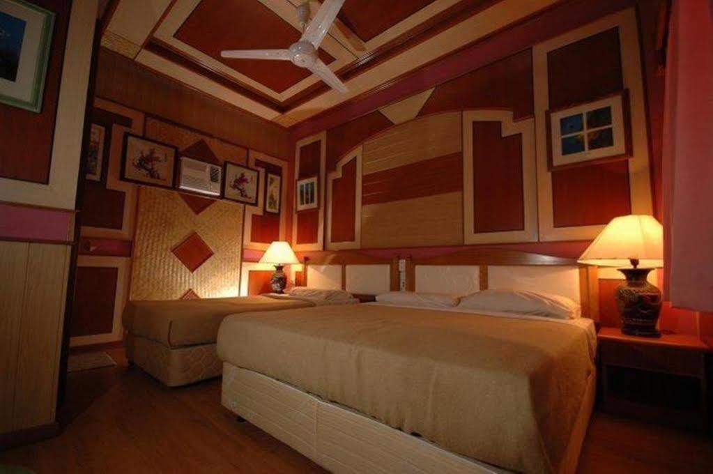Shari La Island Resort Kampong Pasir Hantu Exterior foto